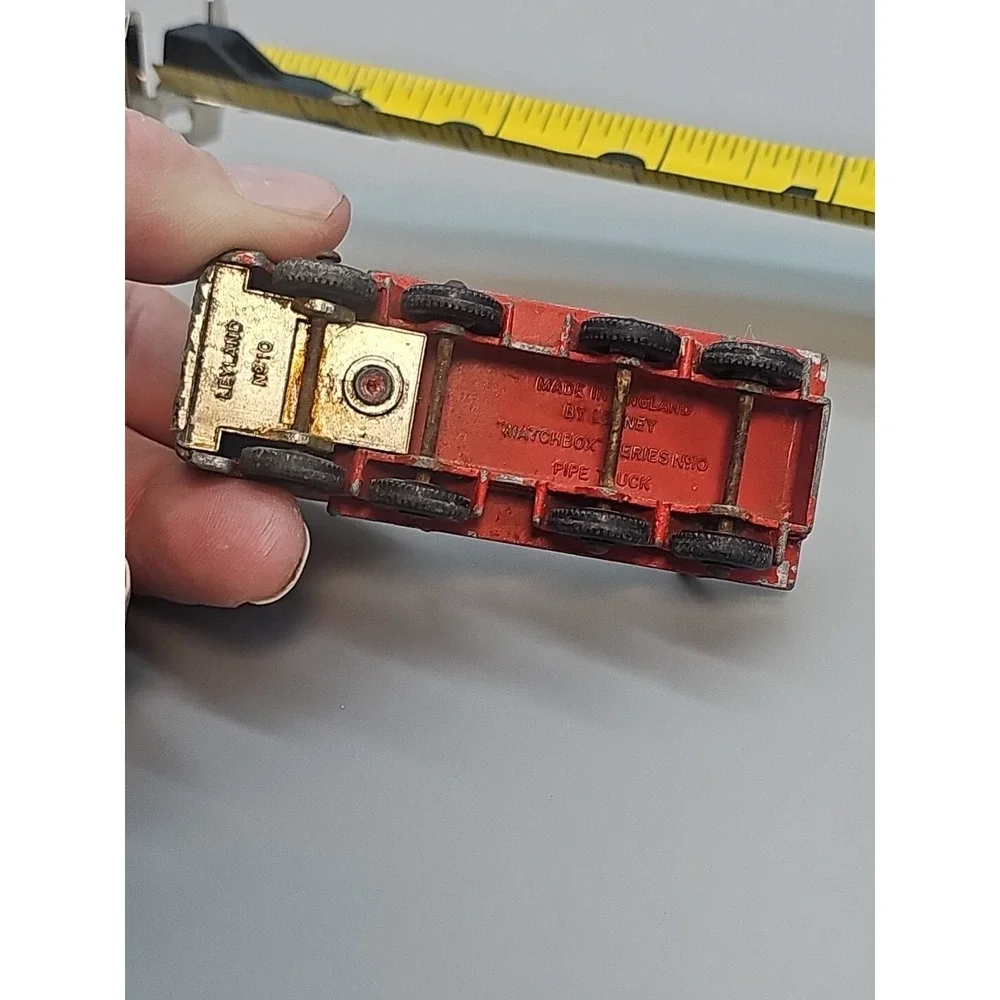 Vintage Lesney Matchbox No.13 Thames‎ Trader Wreck Truck & Pipe Truck